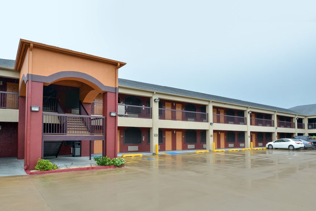 Americas Best Value Inn & Suites San Benito Luaran gambar