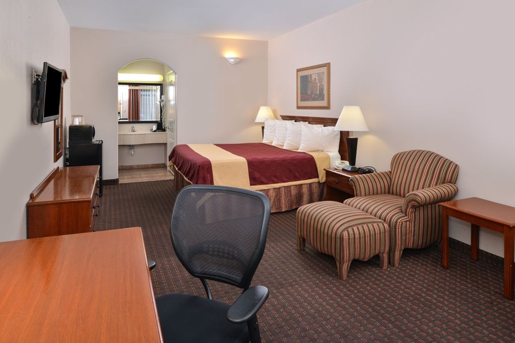 Americas Best Value Inn & Suites San Benito Bilik gambar